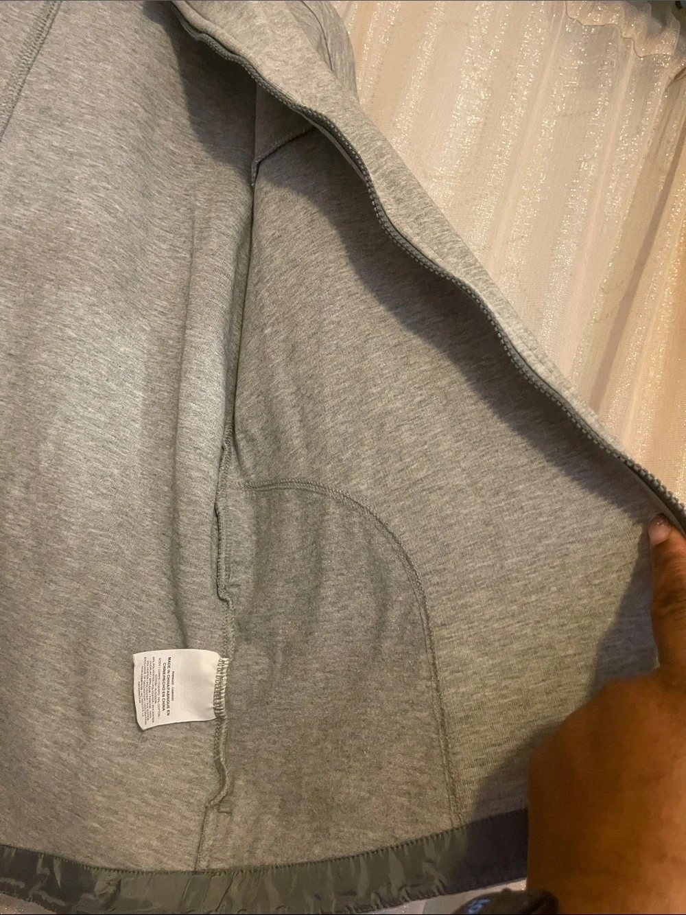 Women’s Nike Tech Fleece Light Gray Zip-Up Hooded Jacket